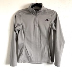 The north face small 1/4 zip jacket
